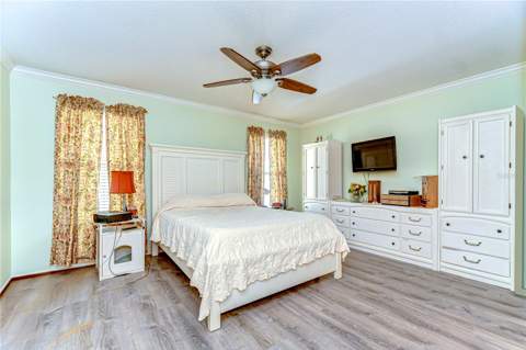 5906 Greenbriar Court, Zephyrhills FL - photo 15 of 38