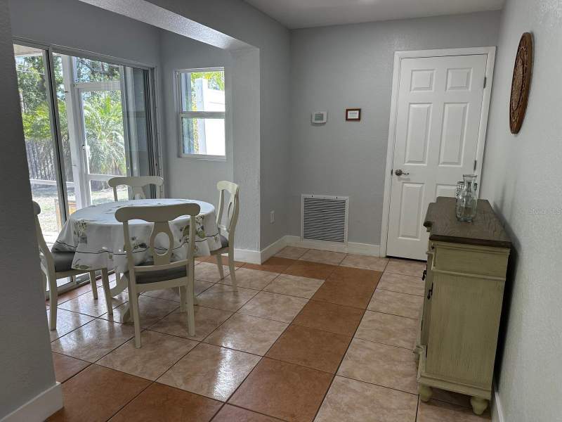 3 bedroom Single Family Residence at 1159 Fundy Road, South Venice, Venice — photo 4