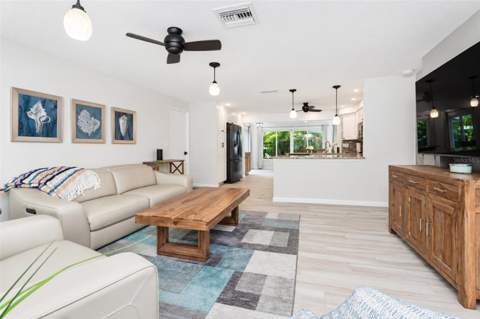 1 Oakwood Drive #1, Englewood FL - photo 9 of 99