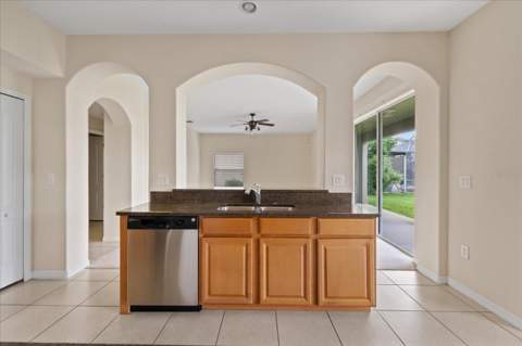 10616 Liberty Bell Drive, Tampa FL - photo 13 of 57