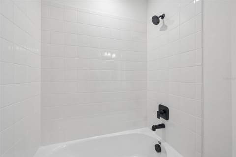8229 Seaflower Parkway, Bradenton FL - photo 18 of 25