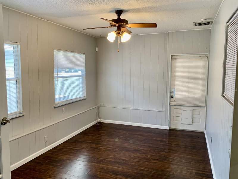 3 bedroom Single Family Residence at 5050 29th Avenue, Summit Grove, St Petersburg — photo 5