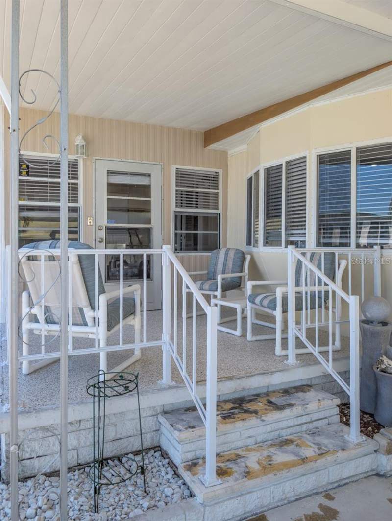 2 bedroom Mobile Home at 229 DIXIE, TARPON SHORES MOBILE HOME VILLASGE, TARPON SPRINGS — photo 1