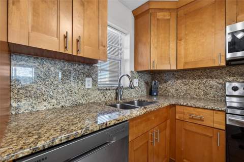 7625 Sun Island Drive #207, South Pasadena FL - photo 8 of 42