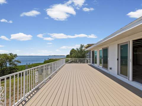1647 Sea Breeze Drive, Tarpon Springs FL - photo 19 of 79