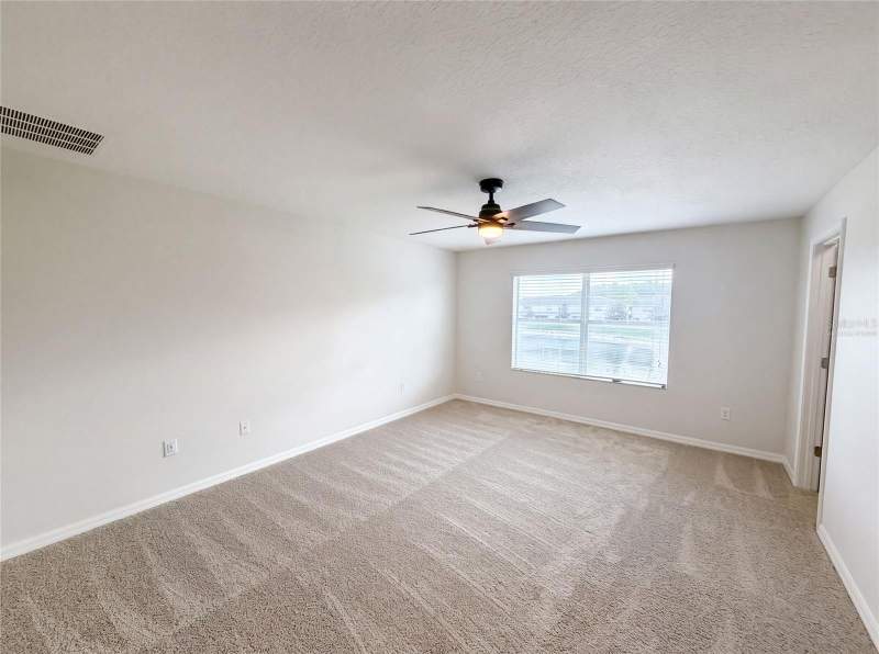 3 bedroom Townhouse at 13717 Rosette Road, Verandah Twnhms, Hudson — photo 4