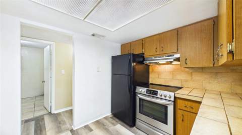 5029 Emerson Avenue, St Petersburg FL - photo 13 of 40