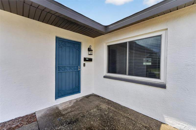 3 bedroom Single Family Residence at 4317 TROUT DRIVE, LEWIS ISLAND BAHAMA ISLES ADD, ST PETERSBURG — photo 4