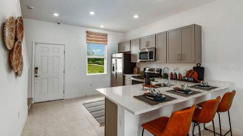 10621 Orbit Terrace, Sarasota FL - photo 6 of 30