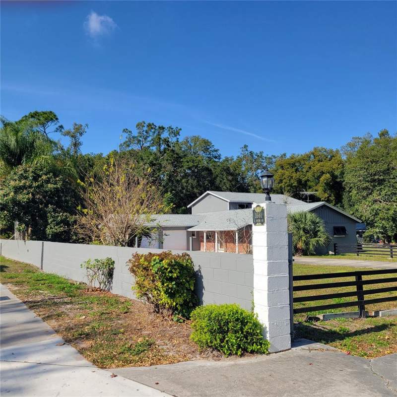 7 bedroom Single Family Residence at 1661 Votaw Road, Votaw, Apopka — photo 4