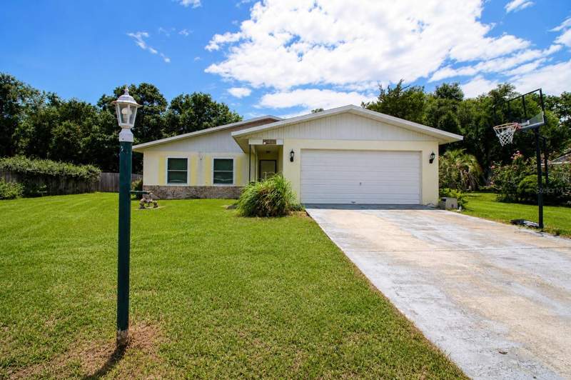 4 bedroom Single Family Residence at 742 Bahia Circle, Silver Springs Shores Unit No 57, Ocala — photo 2
