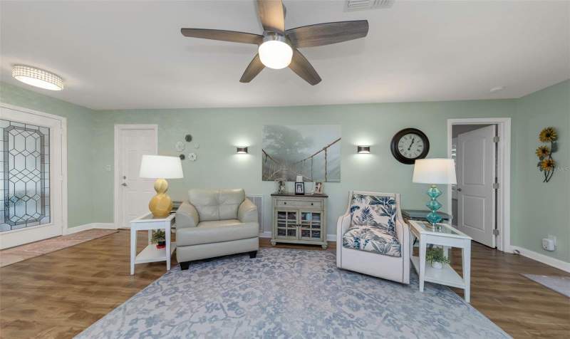 2 bedroom Single Family Residence at 1308 Gillespie Drive, Highland Lakes Unit Fifteen Ph 3, Palm Harbor — photo 5