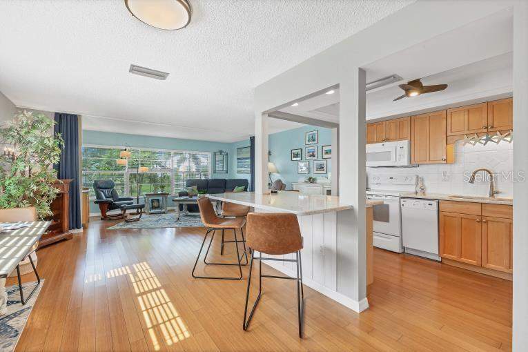 1 bedroom Condominium at 4418 Mount Vernon Drive, Mount Vernon Ph 1, Bradenton — photo 4