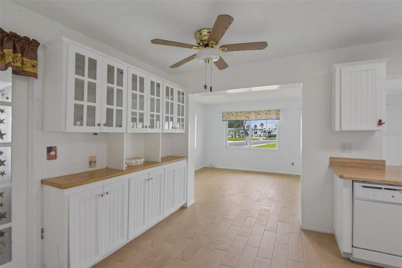 2 bedroom Single Family Residence at 3549 98th Avenue, Mainlands Of Tamarac By The Gulf Unit 4 Condo, Pinellas Park — photo 4