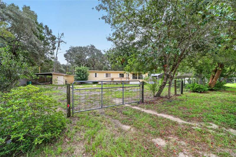 2 bedroom Manufactured Home at 15367 NE 160th Avenue Road, Handy Hill, Fort Mc Coy — photo 3