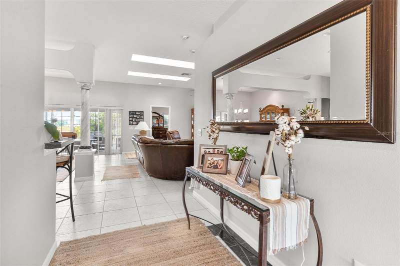 3 bedroom Single Family Residence at 1027 Urico Golf Road, Urico Sub, Lady Lake — photo 5