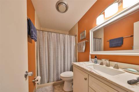 672 Allegheny Drive, Sun City Center FL - photo 10 of 47