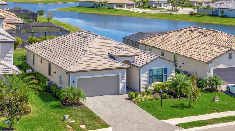 5317 CORAL REEF WAY home for sale in Lorraine Lakes at Lakewood Ranch