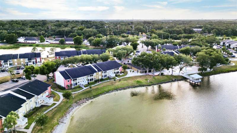 Park Lake At ParsonsCondos for Sale in Brandon, FL