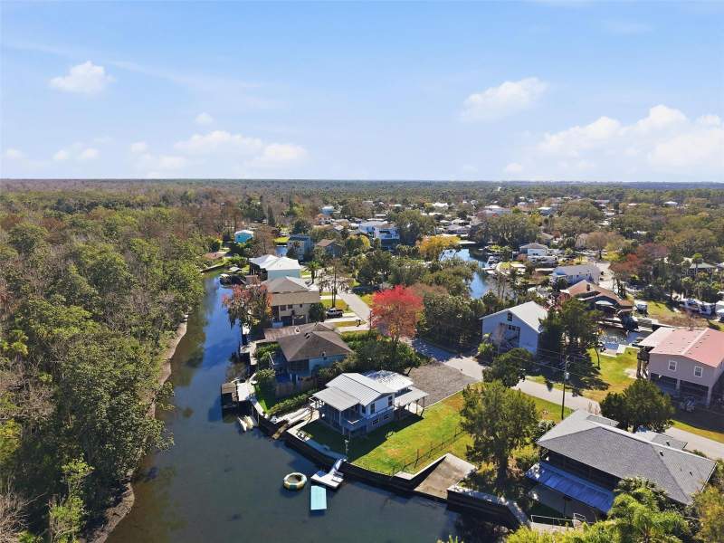 7266 TROPICAL DRIVE home for sale in Weeki Wachee Gardens