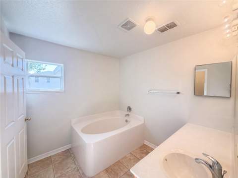 5604 Royal Hills Drive, Winter Haven FL - photo 18 of 26