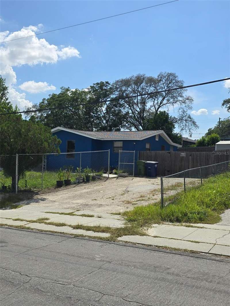 3 bedroom Single Family Residence at 3602 N 55th Street, Grant Park, Tampa — photo 3