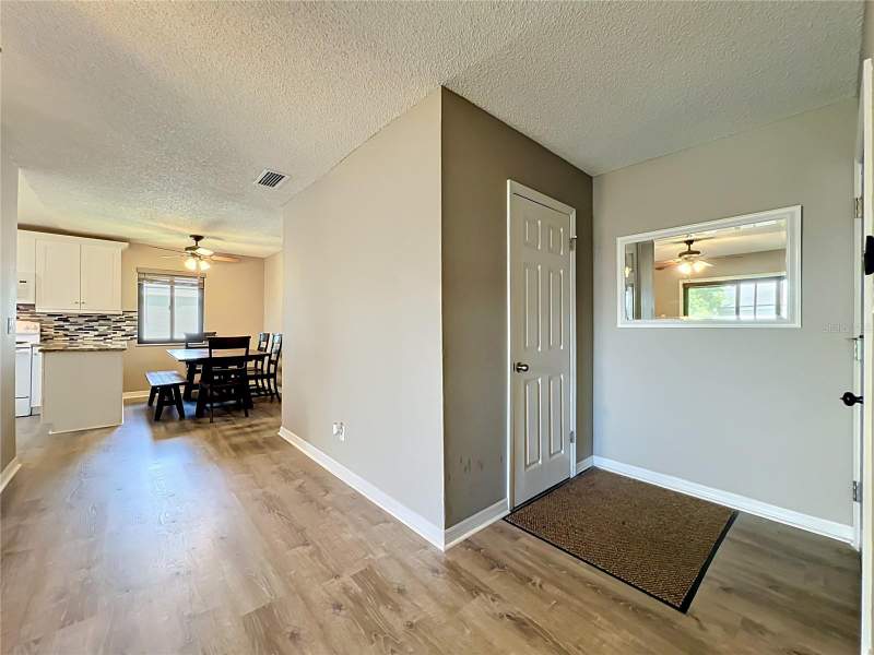 2 bedroom Condominium at 116 Springwood Circle #D, Springwood Village, Longwood — photo 3