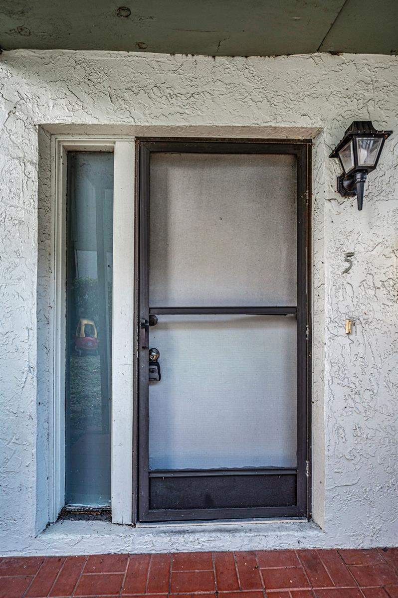 2 bedroom Condominium at 1960 Union Street #5, Oak Lake Park Condo, Clearwater — photo 5