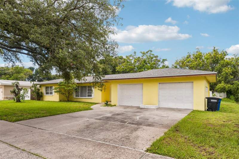 3 bedroom Single Family Residence at 104 S HERCULES AVENUE, SKY CREST UNIT 8, CLEARWATER — photo 2