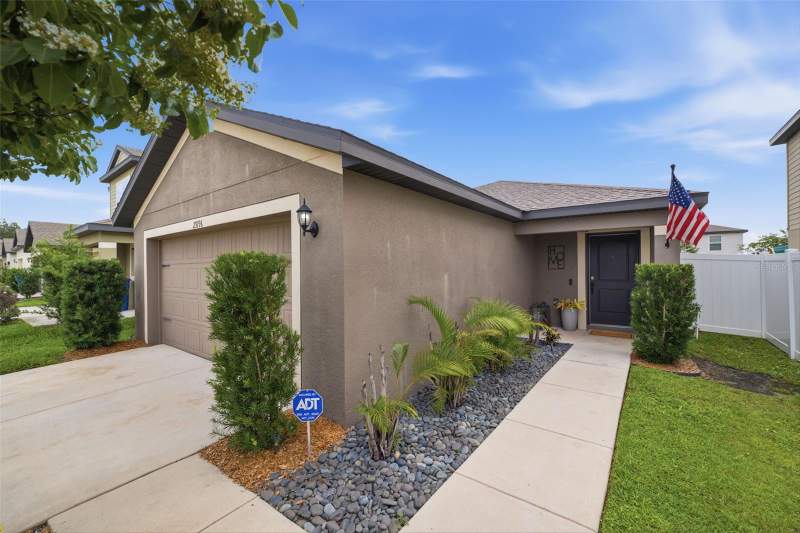 3 bedroom Single Family Residence at 29196 Fedora Circle, Trilby Crossing, Brooksville — photo 4