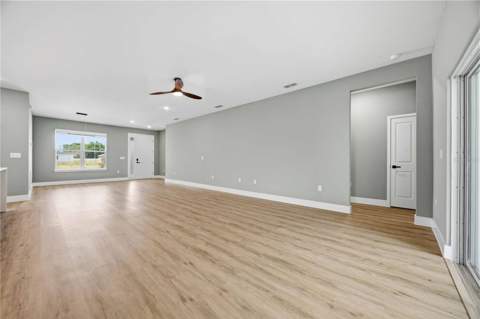 2112 River Hawk Loop, Winter Haven FL - photo 9 of 39