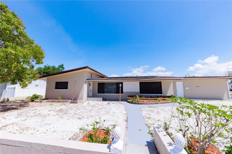3 bedroom Single Family Residence at 4946 Dr Martin Luther King Jr Street, Lake Maggiore Park Rev, St Petersburg — photo 2