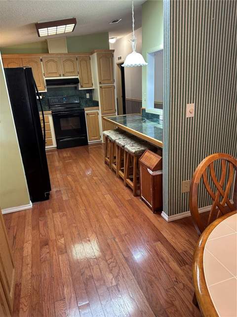 907 Orchid Street, Lady Lake FL - photo 7 of 38