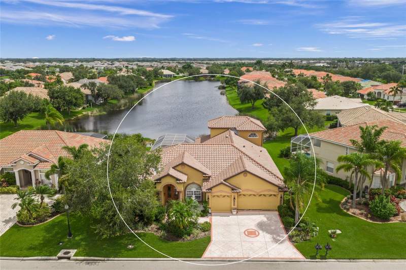 Barton Farms, Laurel Lakes