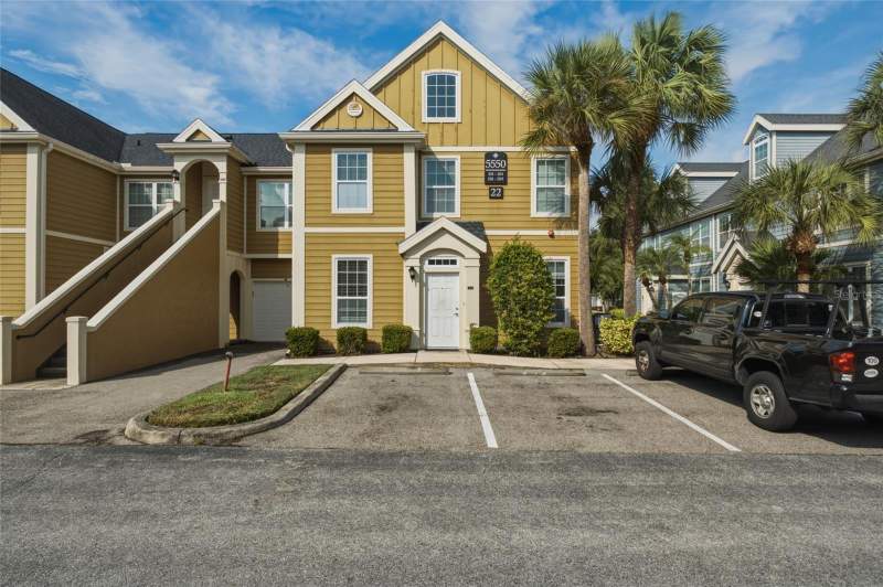 1 bedroom Condominium at 5550 Rosehill Road #102, Admirals Walk, Sarasota — photo 2