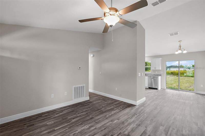 3 bedroom Single Family Residence at 35 Juniper Trak, Silver Springs Shores, Ocala — photo 4