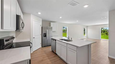 12412 Hopscotch Avenue, Palmetto FL - photo 13 of 51