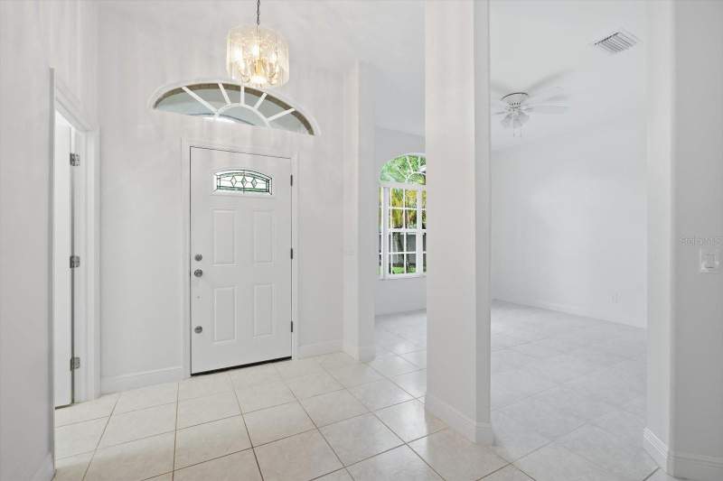 4 bedroom Single Family Residence at 14902 Devonshire Woods Place, Devonshire Woods, Tampa — photo 4