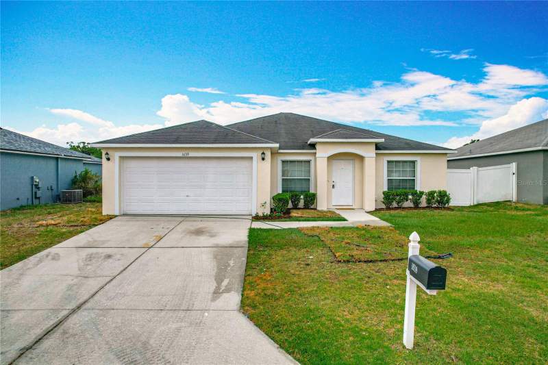 3 bedroom Single Family Residence at 1639 SADDLEHORN DRIVE, COUNTRY SQUARE, LAKELAND — photo 1