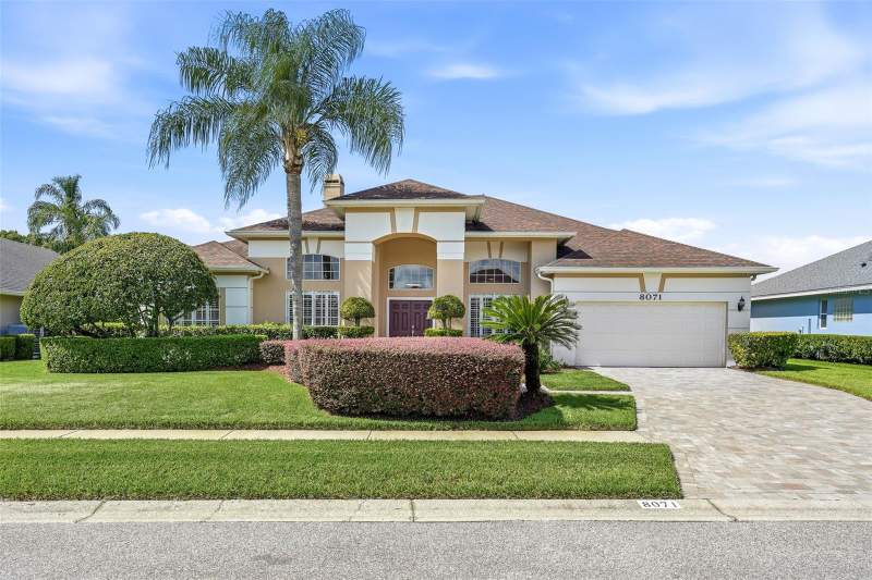 4 bedroom Single Family Residence at 8071 CANYON LAKE CIRCLE, MARBLE HEAD, ORLANDO — photo 4