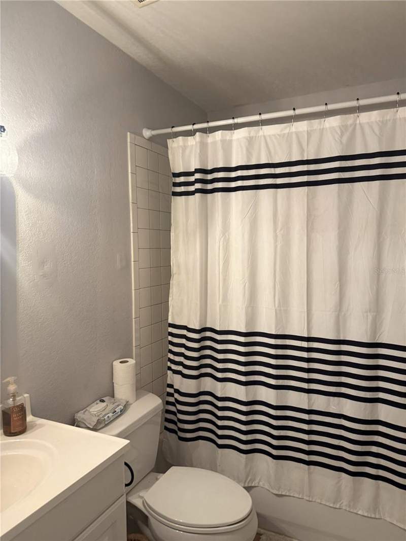 1 bedroom Condominium at 1290 83rd Avenue #D, Williamsburg Condo, St Petersburg — photo 5