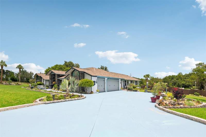 4 bedroom Single Family Residence at 5318 Sandra Drive, River Country Estates, Weeki Wachee — photo 5