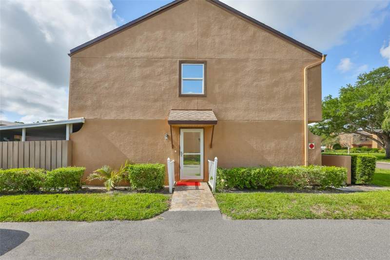 3 bedroom Townhouse at 1865 Clearbrooke Drive, Clearbrooke Twnhs Ph 8, Clearwater — photo 5
