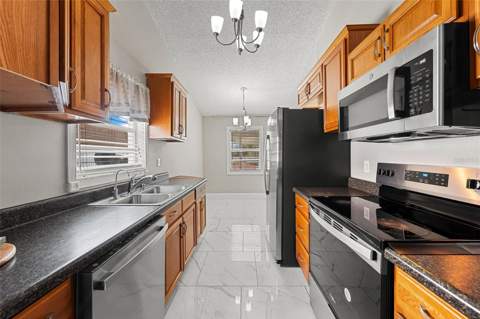 3878 Feather Drive, Lakeland FL - photo 6 of 6