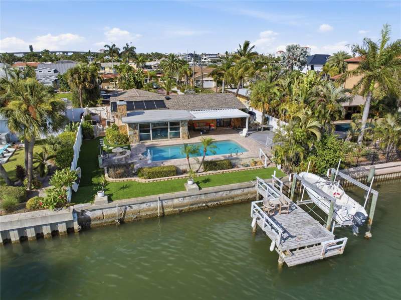 412 HERMOSITA DRIVE home for sale in Vina-Del-Mar
