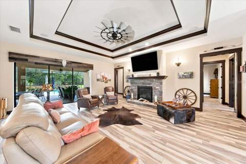 408 Hawk Talon Drive, Lithia FL - photo 8 of 59