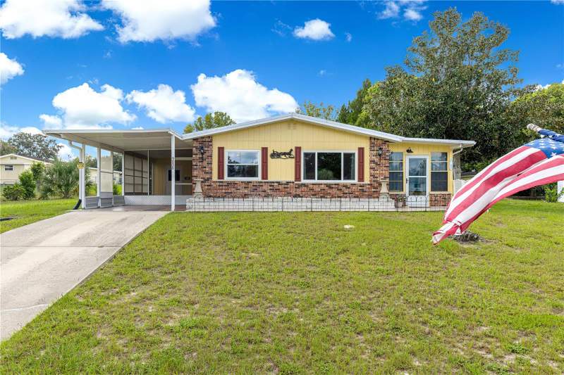 2 bedroom Single Family Residence at 9050 SW 101 St Lane, Pine Run Estate, Ocala — photo 3