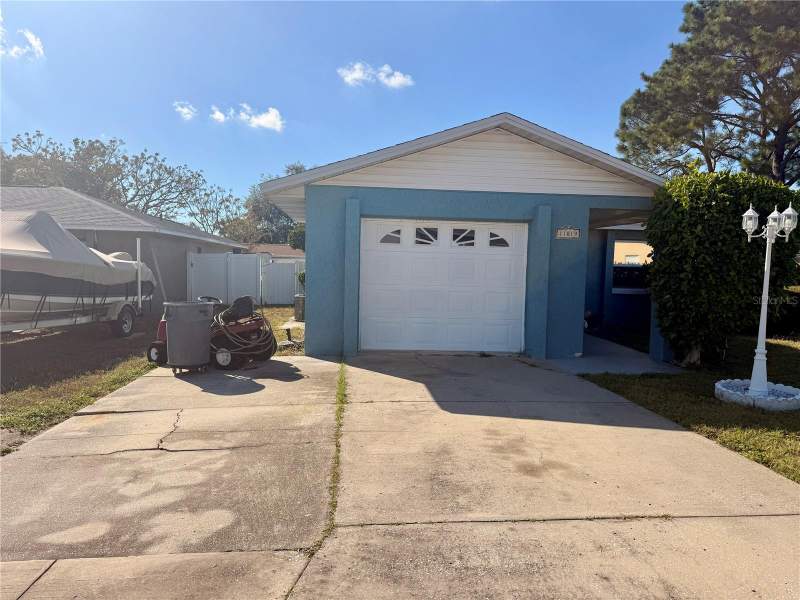 Rain Tree RoundHomes for Sale in Port Richey, FL