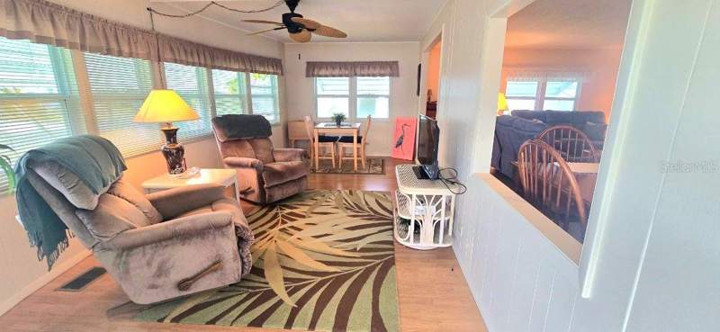 2 bedroom Manufactured Home at 40 Concord Lane, Lake Tarpon Mobile Home Village, Palm Harbor — photo 3