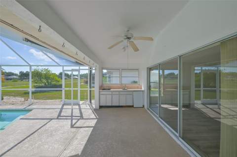 323 Caloosa Palms Court, Sun City Center FL - photo 9 of 45